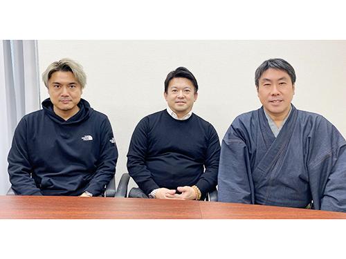 楽天市場出店者 友の会 創設者 ｓｉｌｖｅｒ ｂｕｌｌｅｔ シルバーバレット 高木孝社長 ｅｔｒｅ ｐａｒ ｂｌｅｕ ｃｏｍｍｅ ｂｌｅｕ エトル パーブルーコムブルー 松田英昭社長 京都 きもの京小町 村井洋仁社長 コロナ でも課題共有し楽天に提言