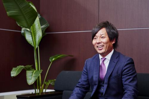 弓立昌輝代表取締役