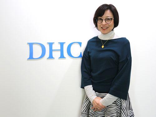 【ナカの“ヒト”】　<ディーエイチシー　マーケティング統括ユニット　ユニットマネージャー・部長　高橋佐和子氏>　沖縄の海と「段ボール」に癒やされて（2026年4月2日号）