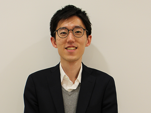 梁原立寛取締役