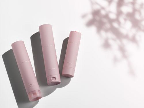 今年９月に発売した、「シルクザリッチ　ハイモイスト＆リペア」シリーズ